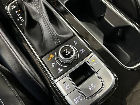 Certified 2024 Kia Telluride S w/ S Sunroof Package AWD/4WD image 26