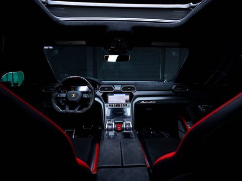 Used 2024 Lamborghini Urus Performante AWD/4WD image 78