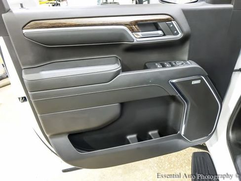 Used 2024 GMC Sierra 1500 Elevation w/ Preferred Package AWD/4WD image 19