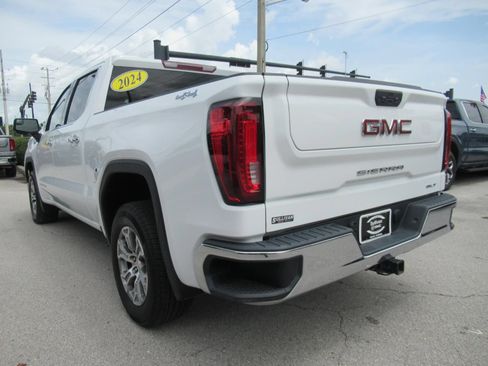 Used 2024 GMC Sierra 1500 SLT AWD/4WD image 5
