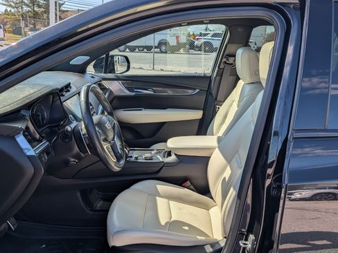 Used 2020 Cadillac XT5 Sportv AWD/4WD image 16