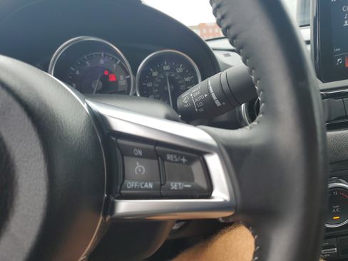 Used 2023 MAZDA MX-5 Miata Grand Touring RWD image 19