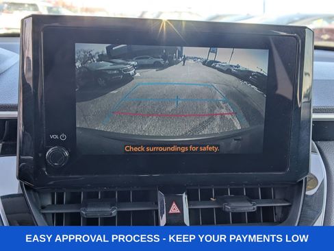 Used 2024 Toyota Corolla Cross LE image 28