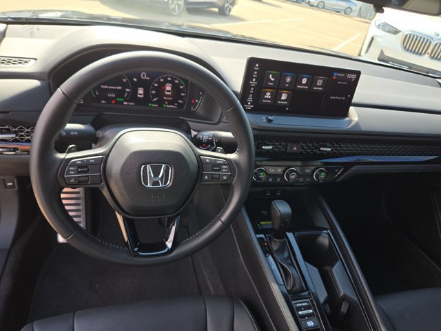 Used 2025 Honda Accord Sport image 17
