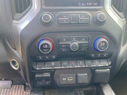 Used 2020 Chevrolet Silverado 2500 LTZ w/ LTZ Convenience Package image 40