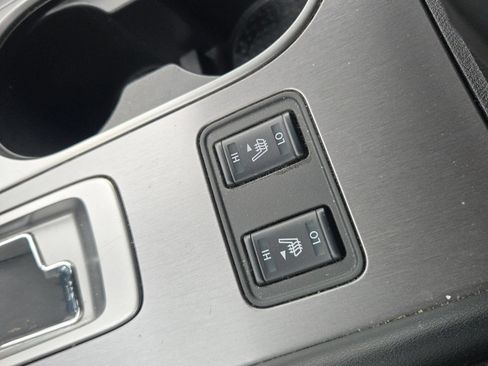 Used 2024 Nissan Murano SV w/ SV Midnight Edition Package FWD image 8