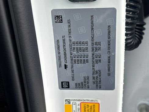 New 2026 Chevrolet Suburban LS image 27