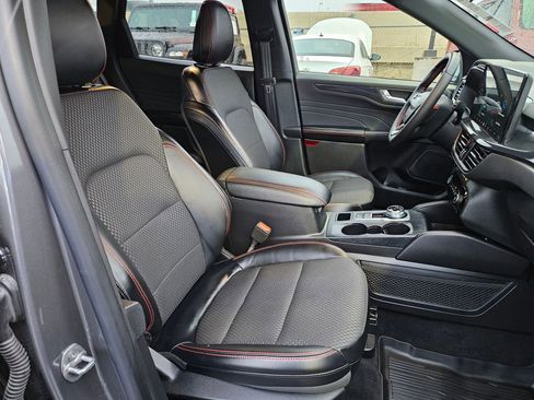 Used 2023 Ford Escape ST-Line Select w/ Tech Pack #2 image 37