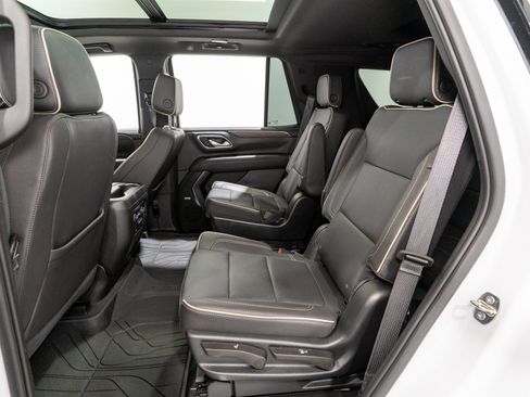 Used 2023 Chevrolet Tahoe Premier RWD image 32