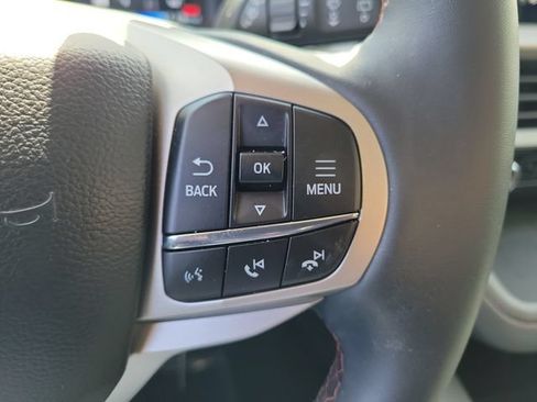 Used 2026 Ford Explorer Active w/ Active Comfort Package RWD image 6
