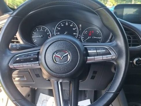 Used 2023 MAZDA MAZDA3 s FWD image 14
