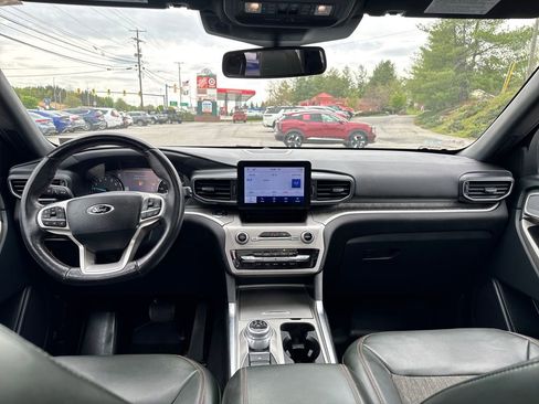 Used 2022 Ford Explorer Timberline w/ Timberline Technology Package AWD/4WD image 13