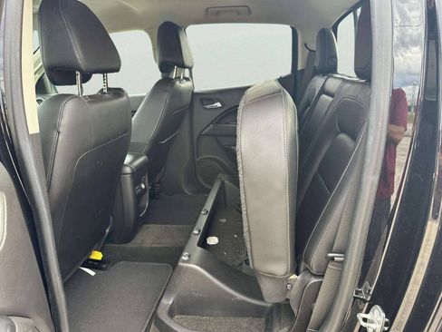 Used 2017 GMC Canyon SLT w/ Driver Alert Package AWD/4WD image 14