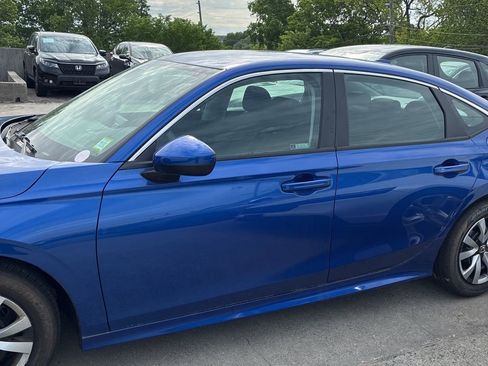 Used 2023 Honda Civic LX image 7