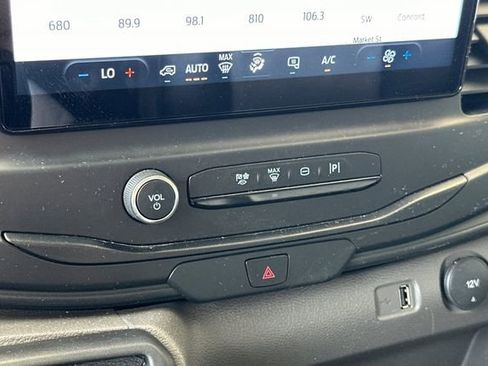 Used 2024 Ford Transit 350 Base image 21