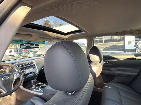 Used 2015 Nissan Altima 2.5 SL w/ Technology Package image 39