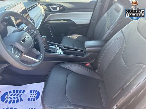 Used 2023 Jeep Compass Limited AWD/4WD image 16