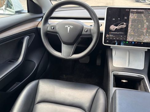 Used 2021 Tesla Model 3 Standard Range Plus RWD image 24