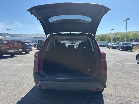 Certified 2023 Nissan Rogue SV AWD/4WD image 11