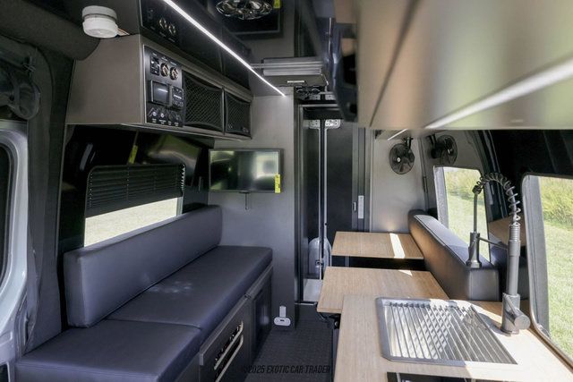 Used 2025 Mercedes-Benz Sprinter 2500 image 51