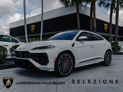 Used 2025 Lamborghini Urus SE