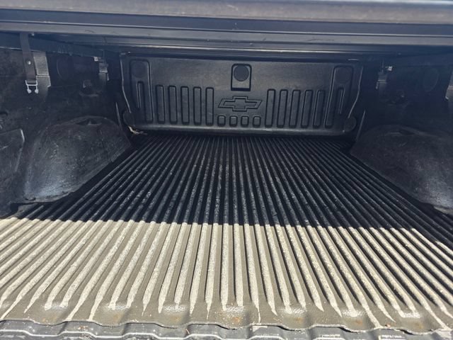 Used 2018 Chevrolet Silverado 1500 LT w/ All Star Edition AWD/4WD image 4