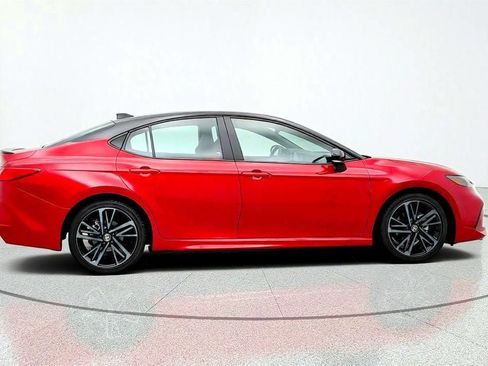 Used 2026 Toyota Camry XSE FWD image 4