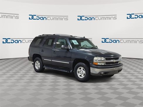Used 2006 Chevrolet Tahoe LS w/ Smart Select Package image 2