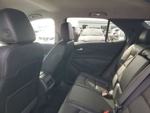 Certified 2024 Chevrolet Equinox Premier FWD image 9