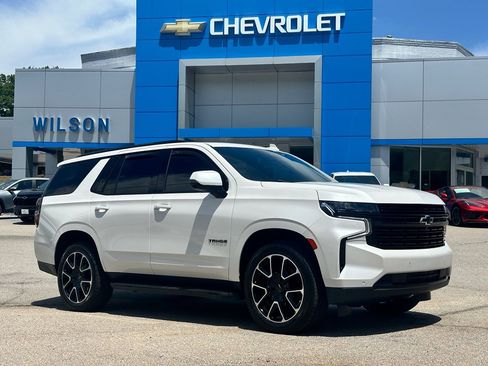 Used 2024 Chevrolet Tahoe RST w/ Luxury Package AWD/4WD image 1