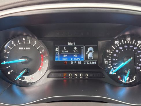 Used 2015 Ford Fusion SE w/ Equipment Group 201A image 17