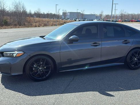 Certified 2025 Honda Civic Sport image 13