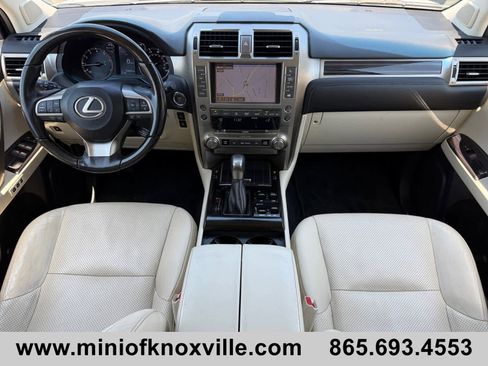 Used 2020 Lexus GX 460 Luxury w/ Off Road Package AWD/4WD image 19
