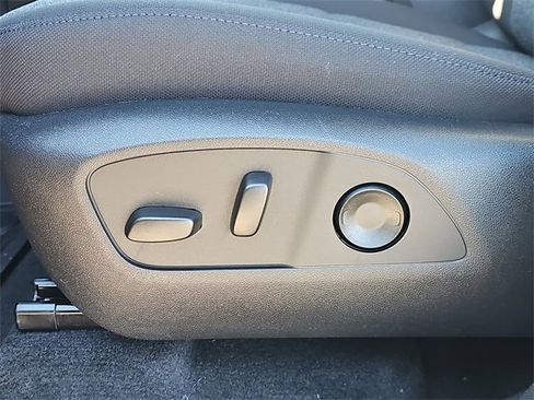 New 2026 GMC Acadia Elevation w/ LPO, Floor Liner Package image 21