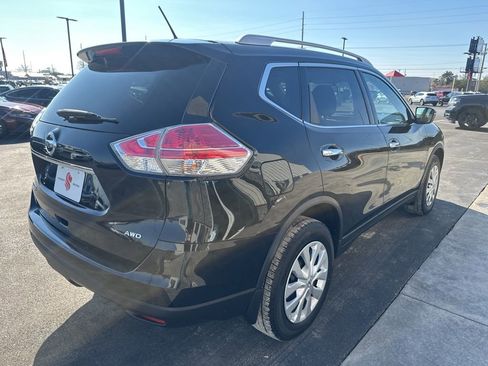Used 2016 Nissan Rogue S w/ Appearance Package image 7