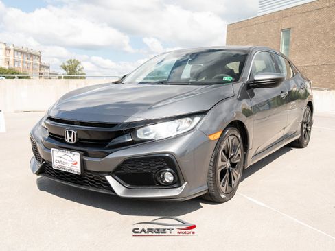 Used 2019 Honda Civic EX image 3