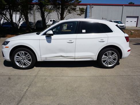 Used 2018 Audi Q5 2.0T Premium Plus w/ Premium Plus Package image 17
