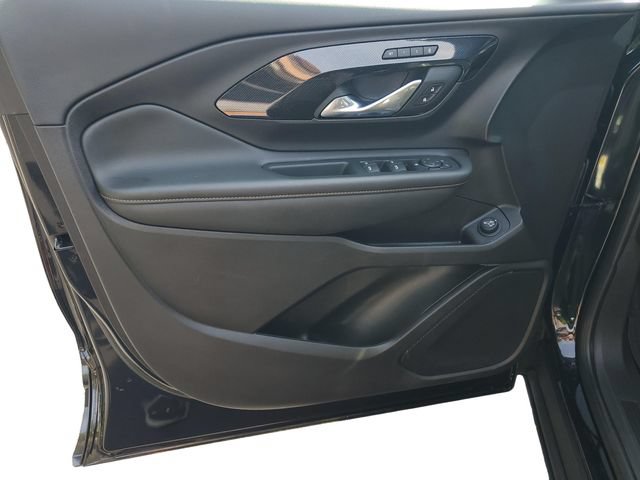 Used 2024 GMC Terrain AT4 AWD/4WD image 8