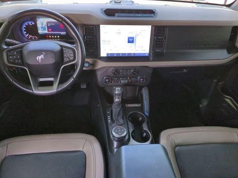 Used 2021 Ford Bronco Wildtrak AWD/4WD image 15