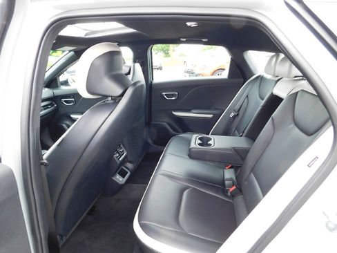 Used 2025 Kia K4 GT-Line Turbo FWD image 11