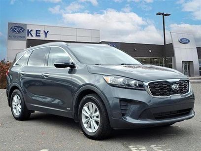 Used 2019 Kia Sorento LX w/ LX Convenience Package
