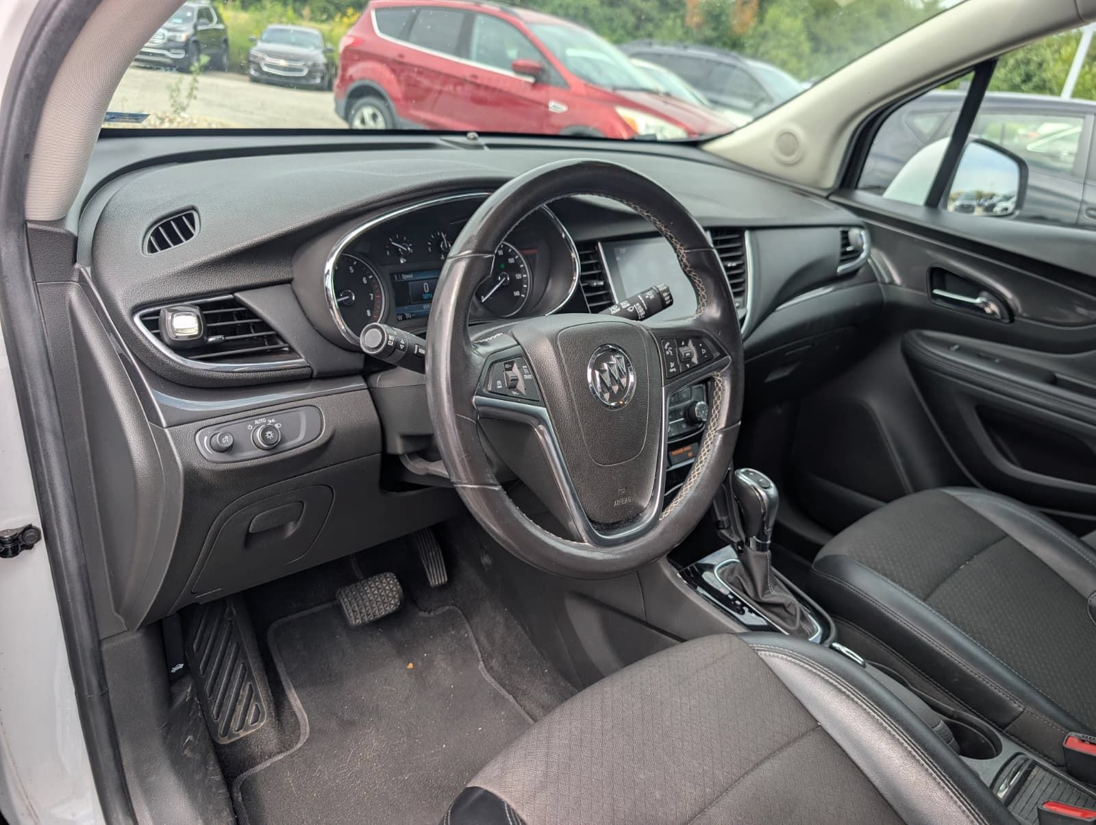 Used 2019 Buick Encore Preferred FWD image 32