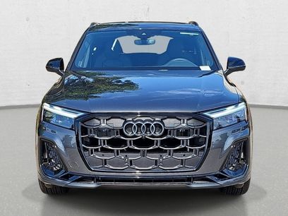 New 2026 Audi SQ7 Premium Plus