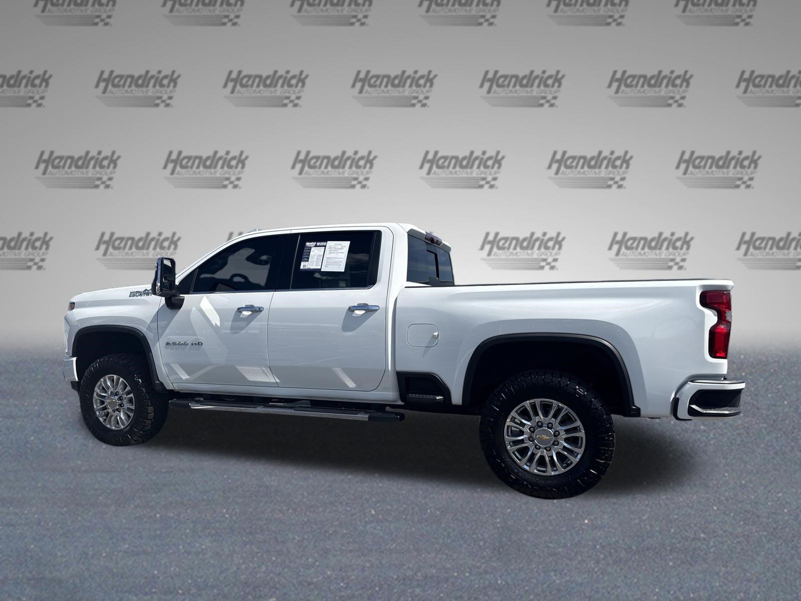 Used 2023 Chevrolet Silverado 2500 High Country w/ Technology Package AWD/4WD image 6