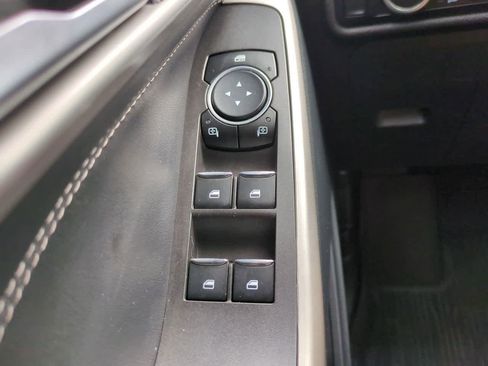 Used 2023 Ford Explorer XLT w/ Equipment Group 202A RWD image 24