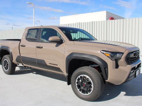 New 2026 Toyota Tacoma TRD Off-Road AWD/4WD image 2
