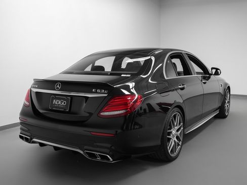 Used 2019 Mercedes-Benz E 63 AMG S image 32