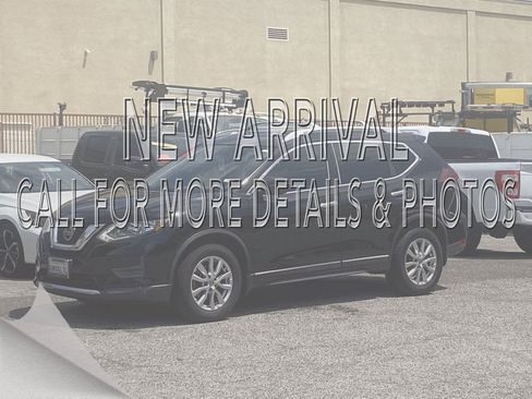Used 2019 Nissan Rogue SV FWD image 1