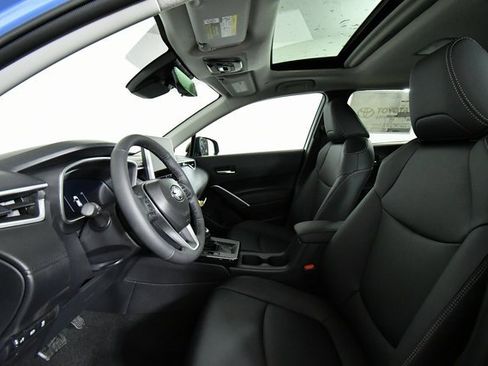 New 2026 Toyota Corolla Cross XLE image 5