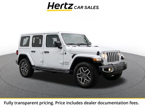 Used 2025 Jeep Wrangler Unlimited Sahara AWD/4WD image 1